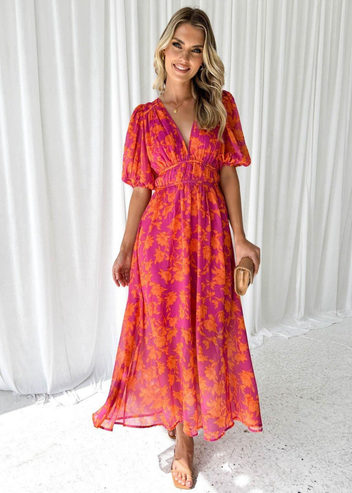 Femke | Dames Roze Bloemenprint Pofmouw V Hals Bruiloftsgast Midi Jurk