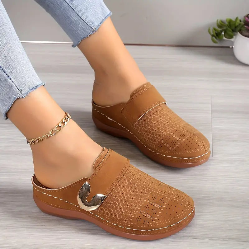 Martha | Dames Muiltjes met Sleehak en Gespdetail
