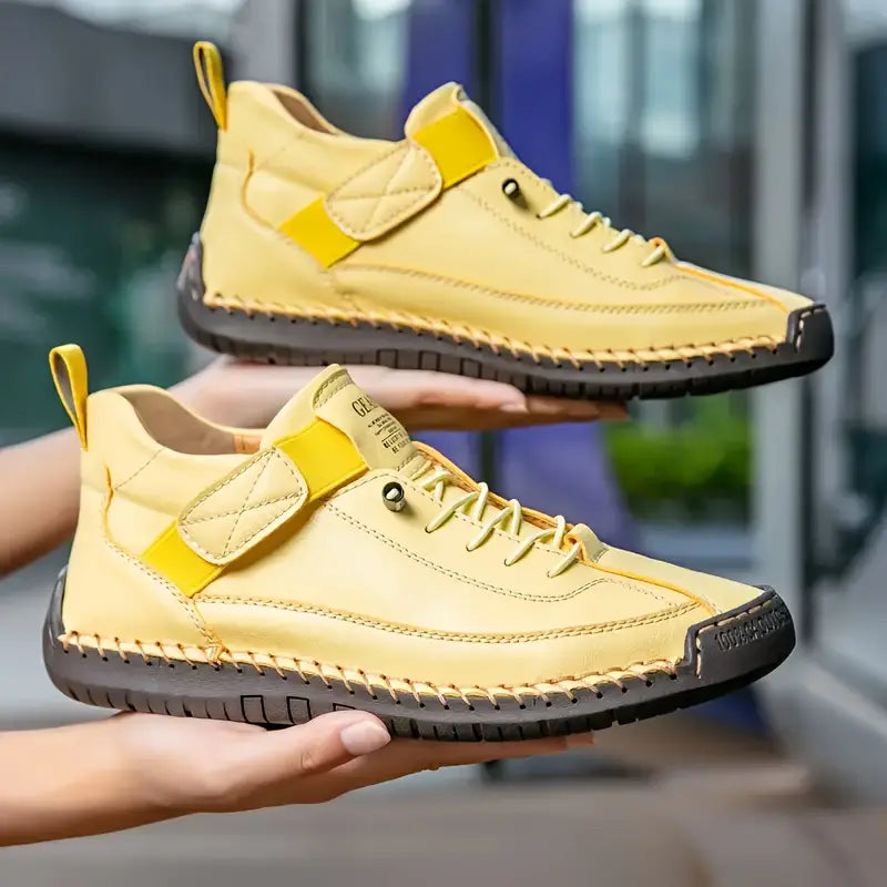 Mia | Dames Sneakers met Brede Neus en Dempende Zool