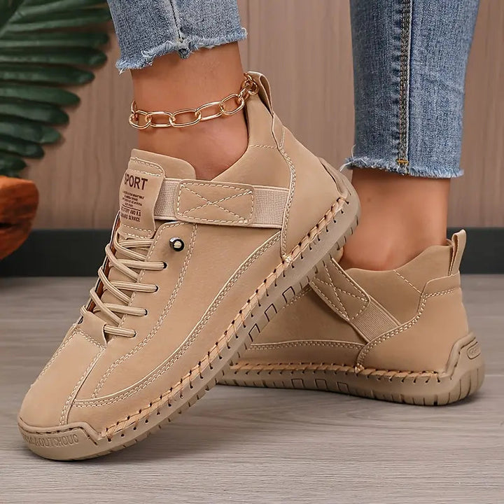 Mia | Dames Sneakers met Brede Neus en Dempende Zool