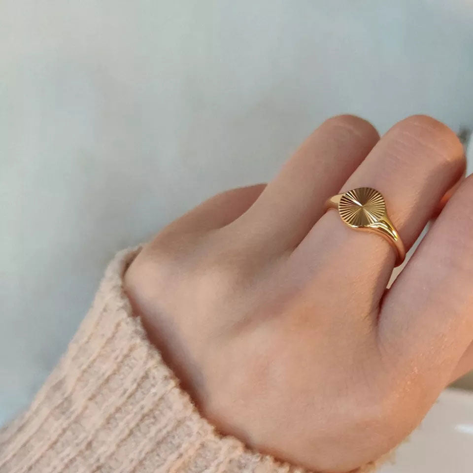 Rizavelle | Ring met Zonnebloempatroon