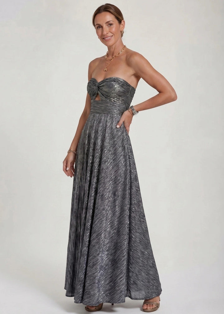Sophie | Dames Strapless Geplooide Bruiloftsgast Maxi Jurk met Gedraaide Voorkant